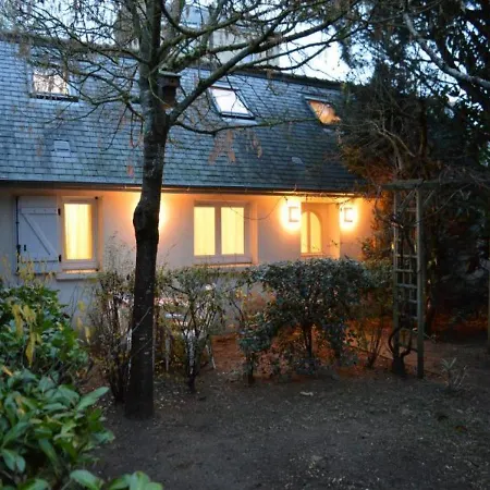 House Desvergnes * Tours