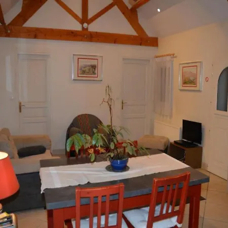 House Desvergnes Tours